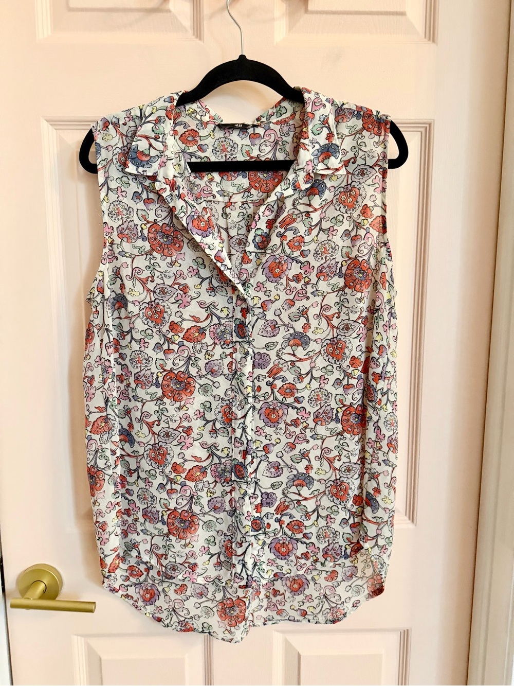 Floral H&M button up tank